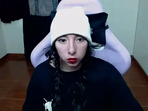 ScarlettShirahoshi online show from November 7, 9:15 pm