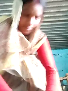 Snapshot of Mohini-xx chatting on November 6, 1:17 am Mohini-xx online show from November 6, 1:17 am