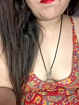 indian-hotmilfs online show from April 25, 8:17 pm