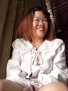 Snapshot of sukabae00 chatting on May 9, 1:22 am sukabae00 online show from May 9, 1:22 am