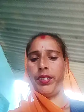 Snapshot of Arti13A chatting on June 19, 12:20 pm Arti13A online show from June 19, 12:20 pm