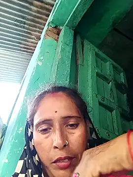 Snapshot of Arti13A chatting on July 5, 1:01 am Arti13A online show from July 5, 1:01 am