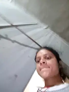 Snapshot of Sonam_dhakad chatting on December 20, 11:34 pm Sonam dhakad online show from December 20, 11:34 pm