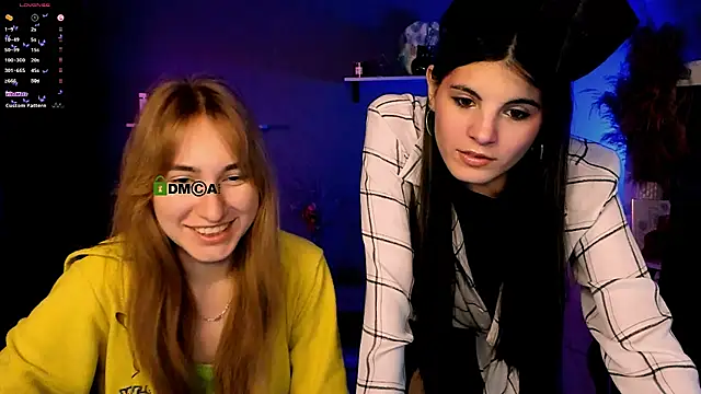 Snapshot of lizzie_boom chatting on October 17, 6:27 am lizzie boom online show from October 17, 6:27 am