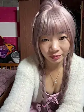 Snapshot of AAANINE22 chatting on September 9, 3:17 am AAANINE22 online show from September 9, 3:17 am