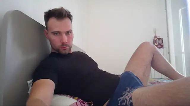 Snapshot of mrlyuis chatting on September 19, 11:44 am mrlyuis online show from September 19, 11:44 am