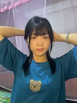 thaoyeuuu online show from October 1, 3:23 am