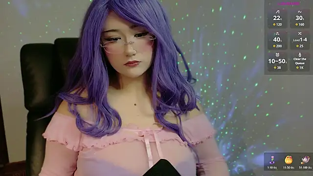 Snapshot of Livelle69 chatting on October 24, 12:08 am Livelle69 online show from October 24, 12:08 am