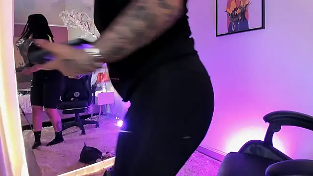 emy williams online show from October 26, 2:45 pm