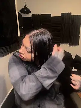 Snapshot of chicanachic13 chatting on October 18, 5:32 am chicanachic13 online show from October 18, 5:32 am