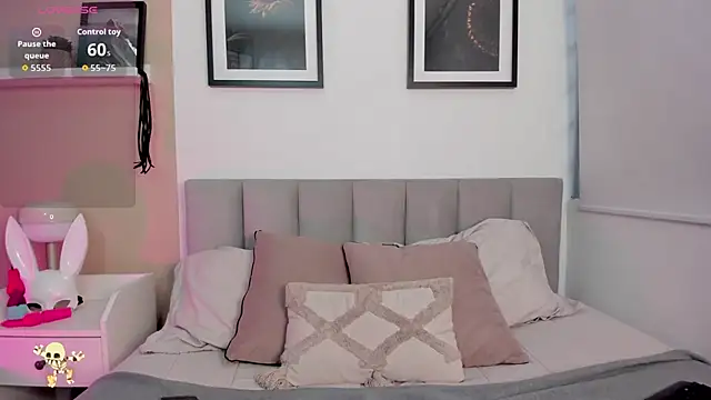 Snapshot of Angel_Blck chatting on November 5, 1:22 pm Angel Blck online show from November 5, 1:22 pm