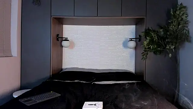 AustinJones  online show from November 21, 7:34 pm