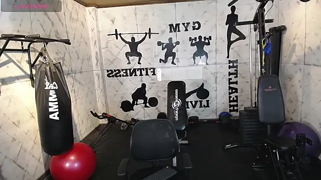 AustinJones  online show from February 21, 8:21 pm