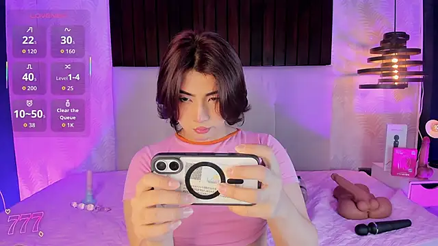 Creamy Angelo online show from June 5, 10:15 pm