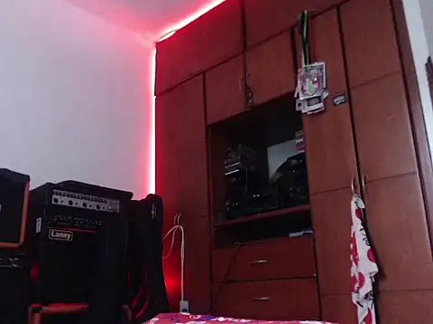 Snapshot of Diego__Barbarie__ chatting on November 21, 8:51 pm Diego Barbarie online show from November 21, 8:51 pm