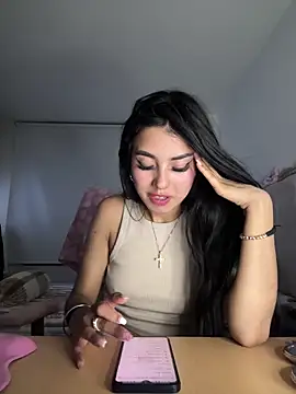 Snapshot of Victoria_alson chatting on September 14, 3:27 am Victoria alson online show from September 14, 3:27 am