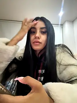 Snapshot of Victoria_alson chatting on November 17, 11:32 pm Victoria alson online show from November 17, 11:32 pm