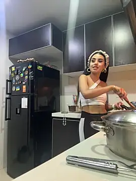 Snapshot of Victoria_alson chatting on November 28, 12:24 am Victoria alson online show from November 28, 12:24 am