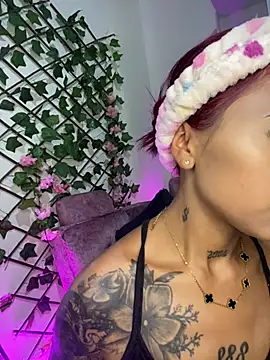 Dirty isabella18 online show from June 30, 7:26 pm