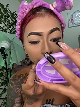 Dirty isabella18 online show from July 18, 10:46 pm
