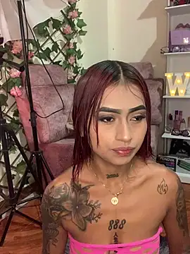 Dirty isabella18 online show from August 3, 10:35 pm