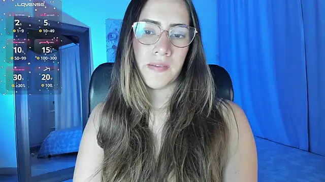 Snapshot of Valey_x chatting on October 26, 4:51 am Valey x online show from October 26, 4:51 am