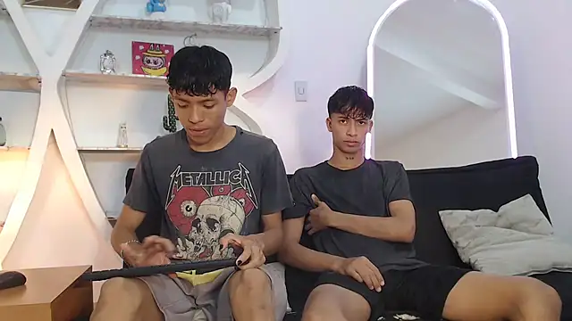 BEAUTY BOYS1 online show from October 3, 7:05 am