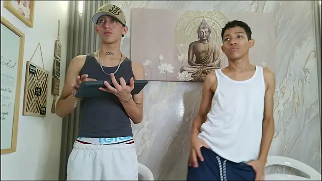 BEAUTY BOYS1 online show from February 11, 7:30 pm