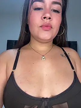 Snapshot of Bella-kim- chatting on November 7, 5:07 am Bella-kim- online show from November 7, 5:07 am