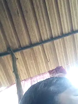 Snapshot of Rakhi_j chatting on February 2, 4:00 am Rakhi j online show from February 2, 4:00 am