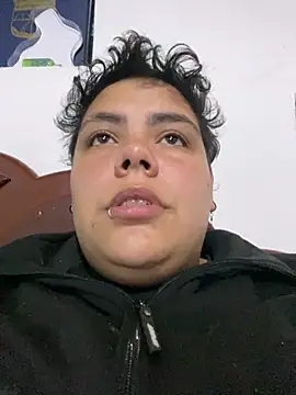 Snapshot of Hailey_Curvy chatting on June 20, 4:04 am Hailey Curvy online show from June 20, 4:04 am