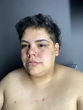 Hailey Curvy online show from August 4, 10:34 pm