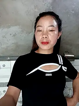 Snapshot of milo123-xx chatting on September 15, 3:28 am milo123-xx online show from September 15, 3:28 am