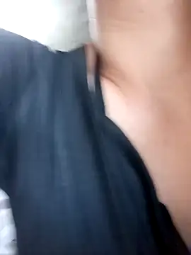 Snapshot of milo123-xx chatting on September 20, 11:39 pm milo123-xx online show from September 20, 11:39 pm