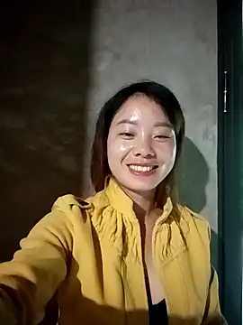 Snapshot of milo123-xx chatting on October 6, 4:10 am milo123-xx online show from October 6, 4:10 am