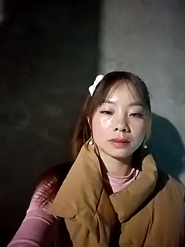 Snapshot of milo123-xx chatting on November 23, 1:27 am milo123-xx online show from November 23, 1:27 am