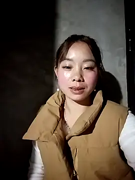 Snapshot of milo123-xx chatting on November 27, 2:19 pm milo123-xx online show from November 27, 2:19 pm