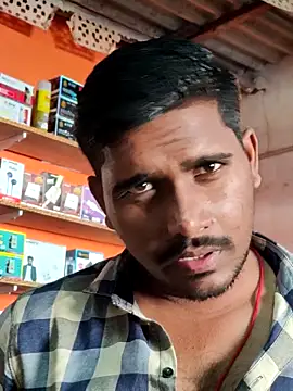 Snapshot of Markroco696 chatting on November 7, 3:39 am Markroco696 online show from November 7, 3:39 am