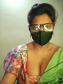 Snapshot of Mohini_Josh069 chatting on July 3, 12:28 am Mohini Josh069 online show from July 3, 12:28 am