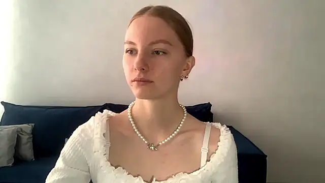 Snapshot of BrightAnnie chatting on September 11, 7:30 am BrightAnnie online show from September 11, 7:30 am