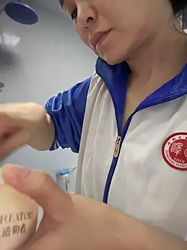 Snapshot of penny996 chatting on December 5, 2:03 pm penny996 online show from December 5, 2:03 pm