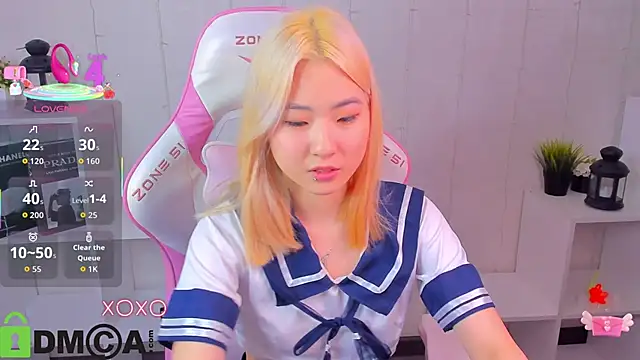 Aisi 18 online show from November 25, 1:05 am