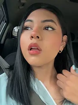 AlinnaRosee  online show from September 10, 12:38 pm