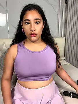 Snapshot of SelenaRuiz7 chatting on December 4, 12:14 pm SelenaRuiz7 online show from December 4, 12:14 pm