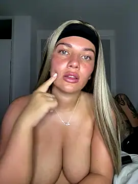 little lola x online show from September 15, 8:42 pm