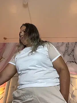 Lucy Milf 474 online show from April 27, 12:03 pm