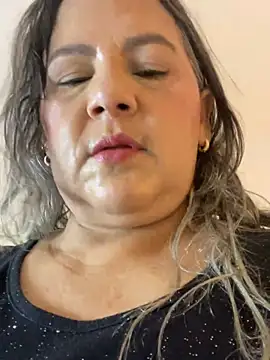 Lucy Milf 474 online show from May 25, 12:11 pm