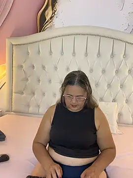 Lucy Milf 474 online show from July 25, 12:14 pm
