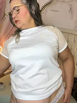 Lucy Milf 474 online show from July 30, 12:15 pm