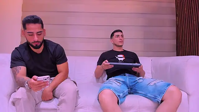 mike friends online show from December 15, 12:59 am